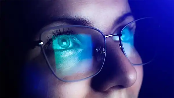 Blue light lenses are able to block out the majority of blue rays from a digital screen.